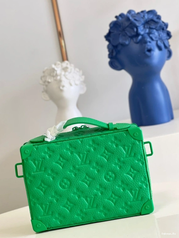 LOUIS VUITTON SOFT TRUNK HANDLE 0206